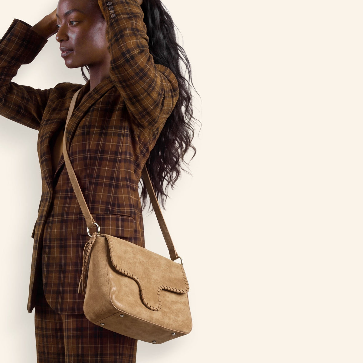 Rogue Shoulder In Buffed Leather - Whiskey