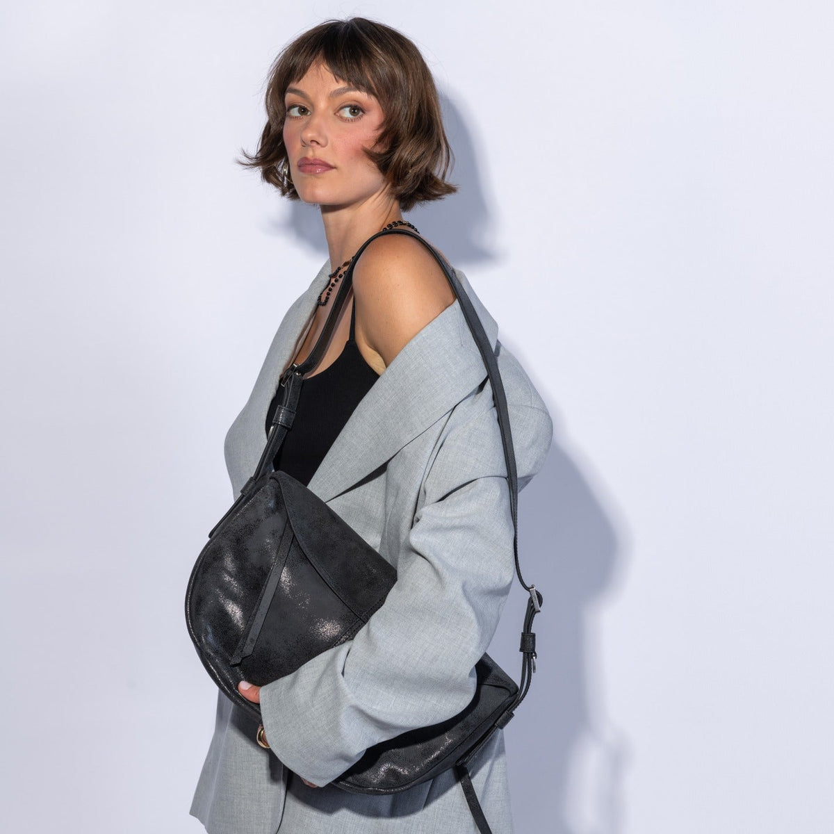 Contour Shoulder Crossbody In Buffed Leather - Black