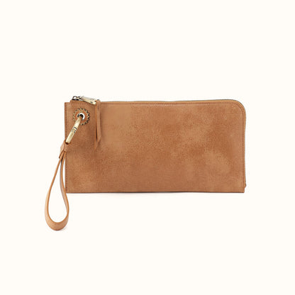Jett Wristlet In Buffed Leather - Whiskey
