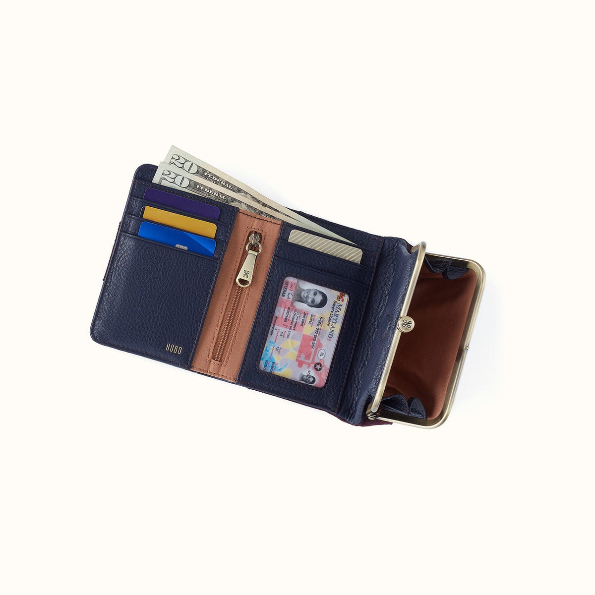 Robin Compact Wallet In Pebbled Leather - Ink Navy