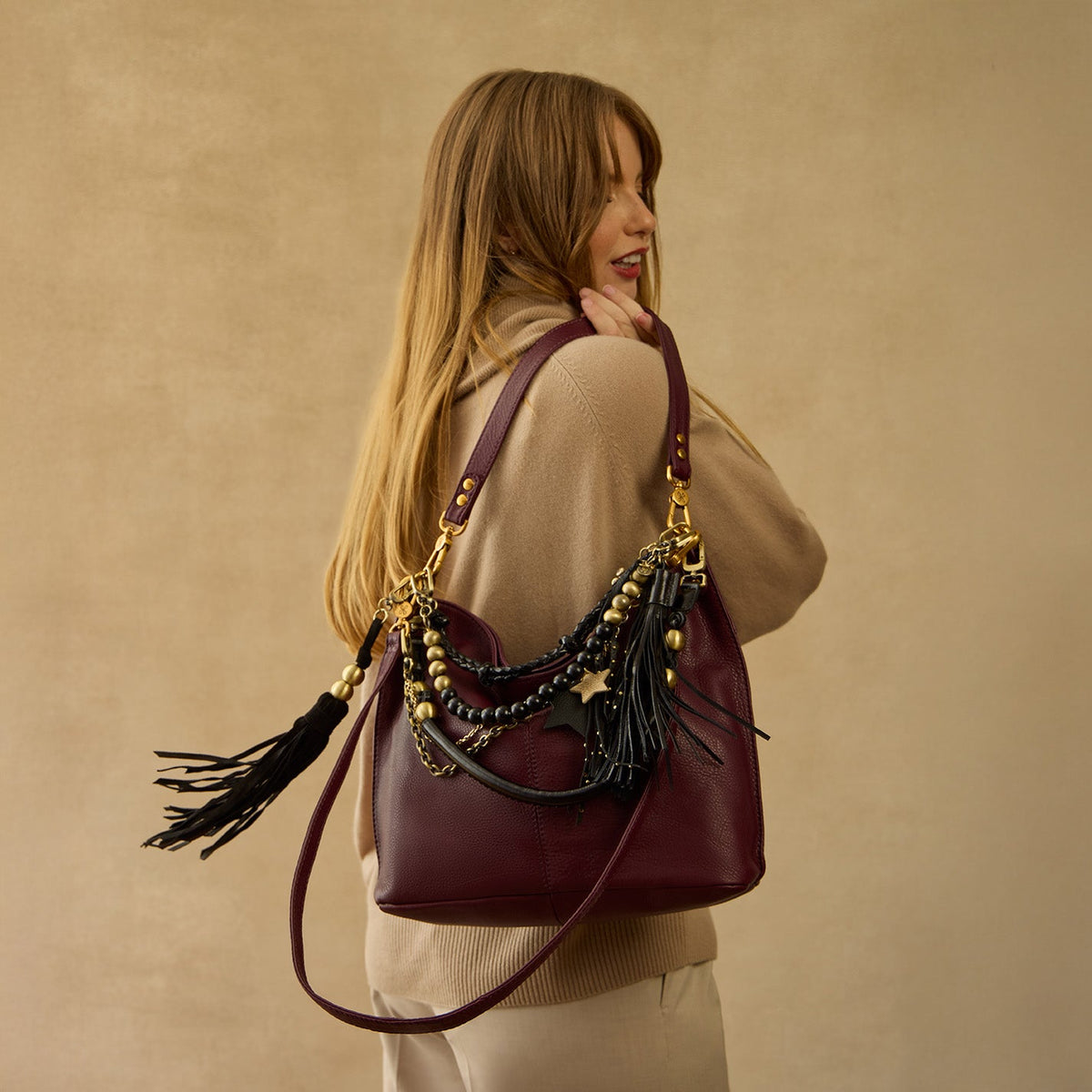 Taos Bead Swag In Pebbled Leather - Black