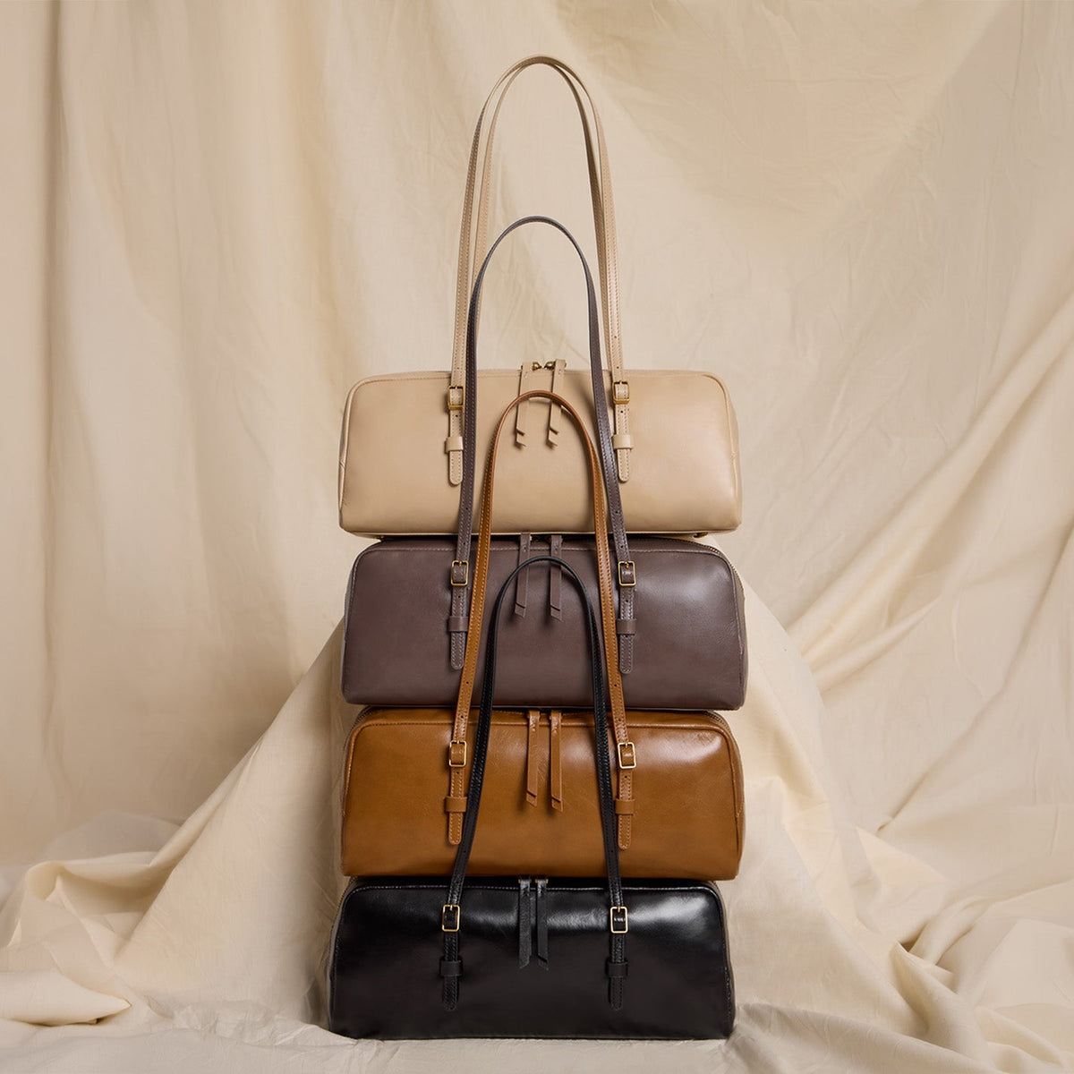 Scottie Satchel in Polished Leather - Hearthstone