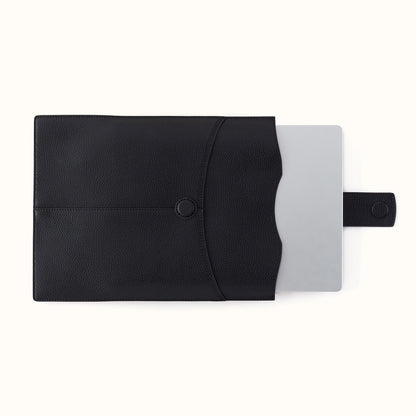 Vida Vertical Laptop In Micro Pebbled Leather - Black