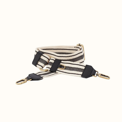 Webbing Guitar Strap In Pebbled Leather - Black