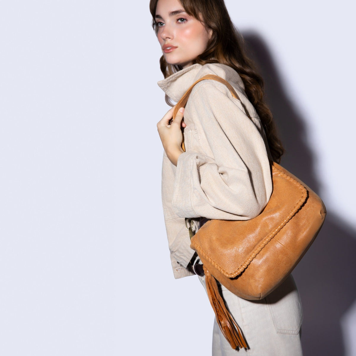Harley Convertible Shoulder Bag In Buffed Leather - Whiskey