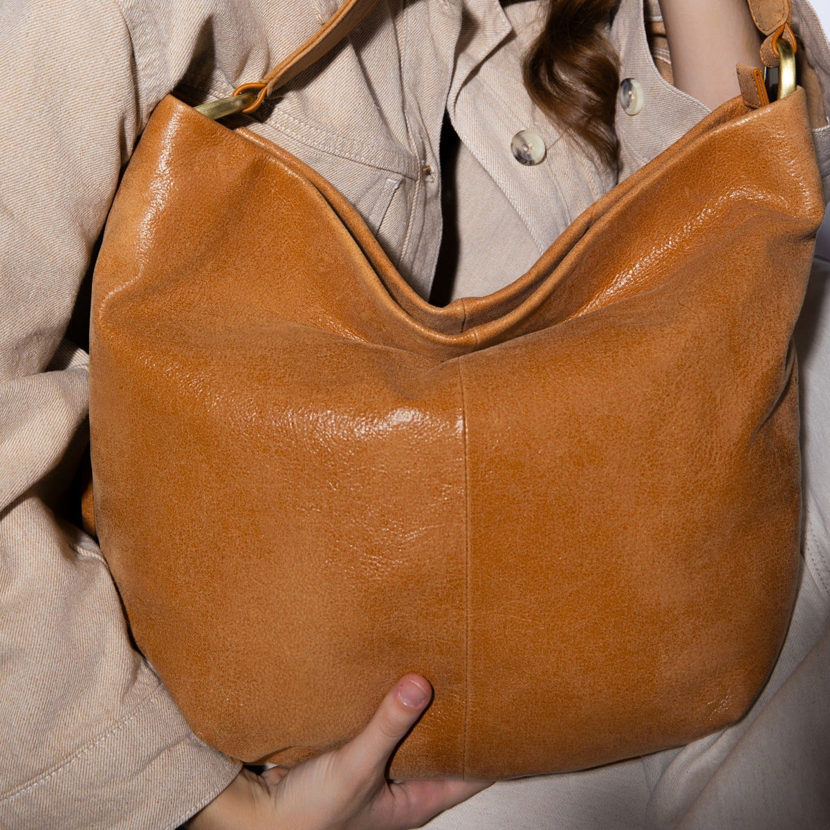 Harley Hobo In Buffed Leather - Whiskey
