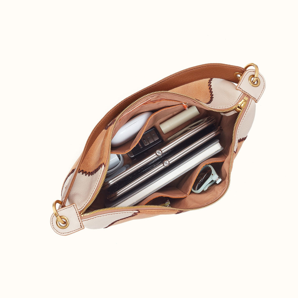 Opal Shoulder In Pebbled Leather - Timber Brown