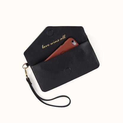 Goldie Wristlet in Pebbled Leather - Black