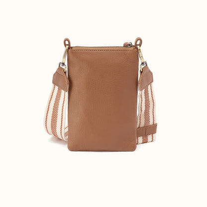 Cass Phone Crossbody In Pebbled Leather - Brown Sugar