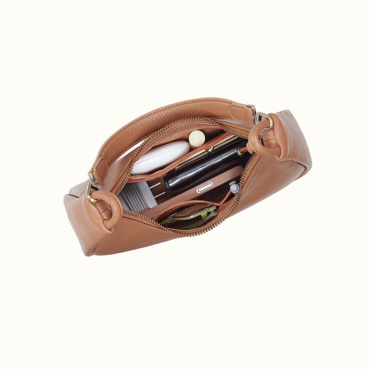 Cass Small Shoulder In Pebbled Leather - Brown Sugar