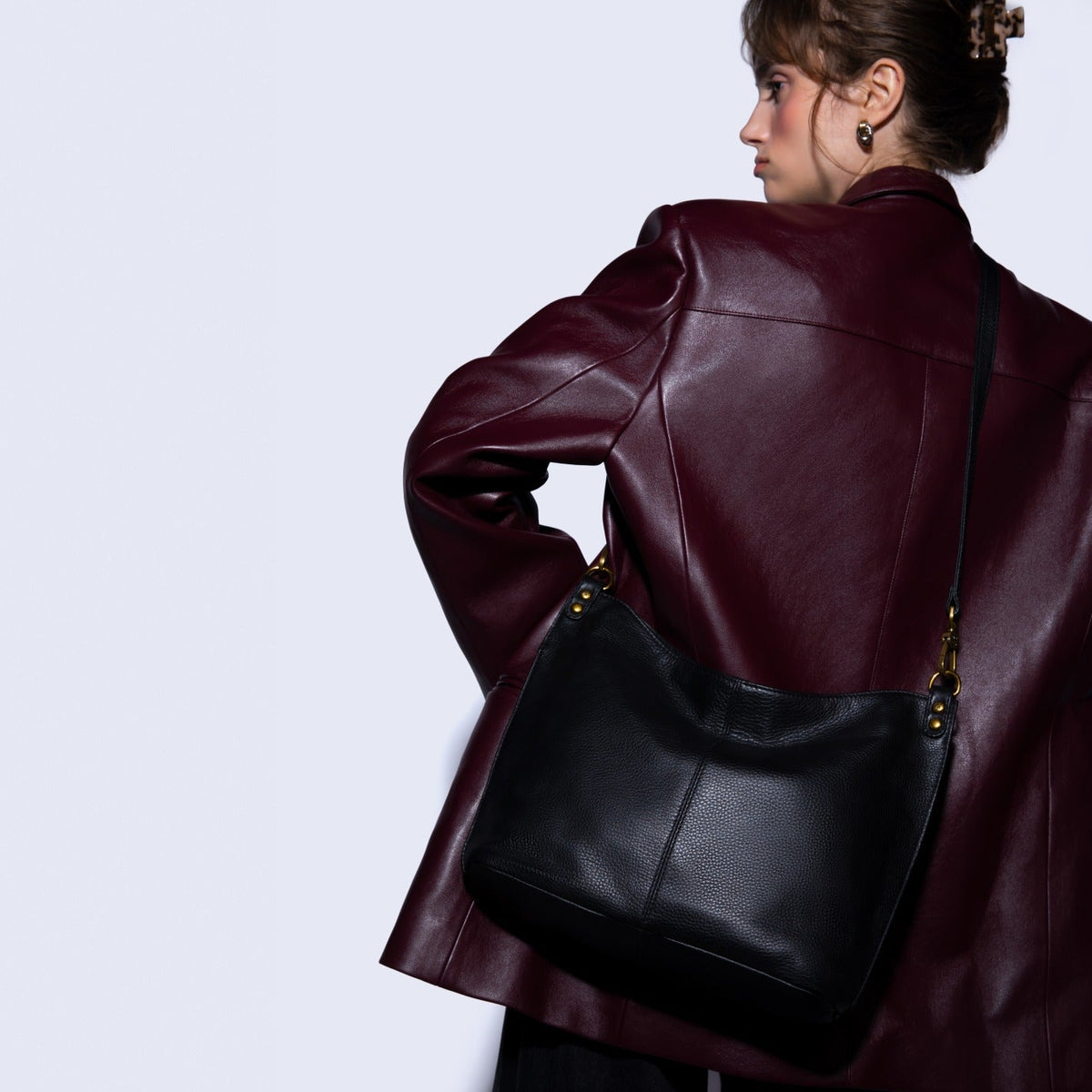 Pier Shoulder Bag In Pebbled Leather - Black