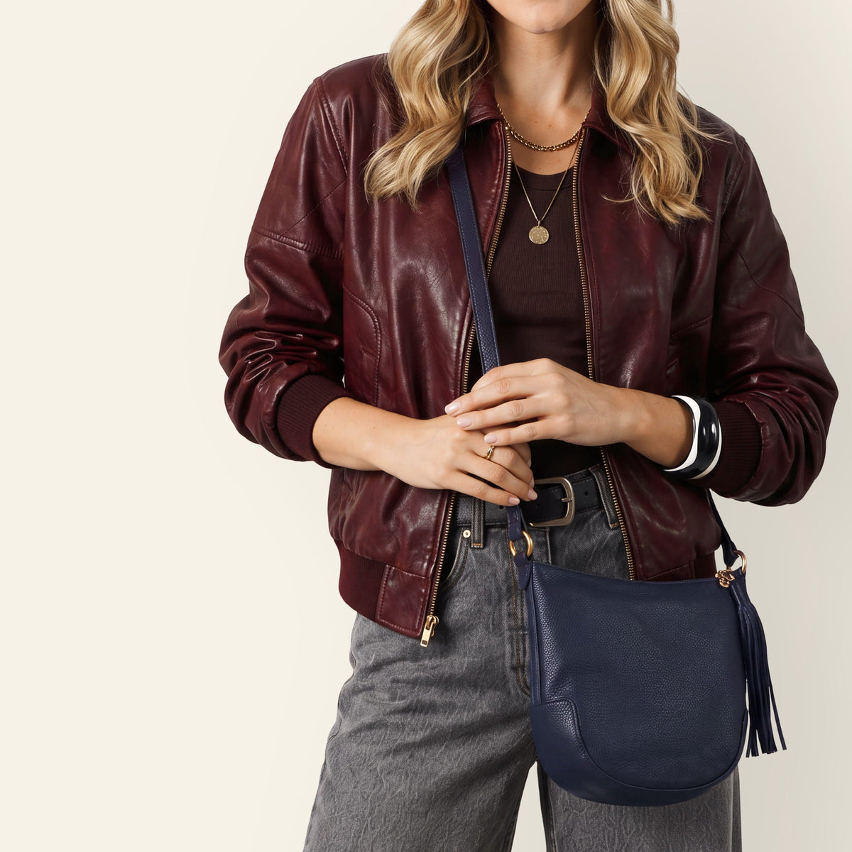 Lexi Crossbody In Pebbled Leather - Ink Navy