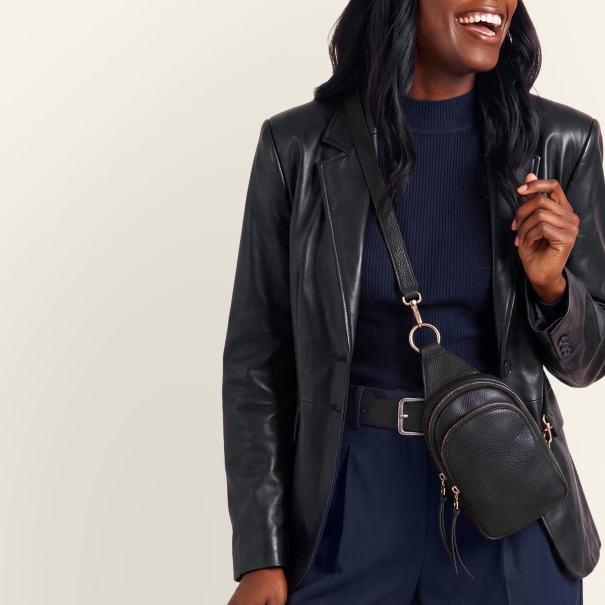 Fern Small Sling In Pebbled Leather - Black