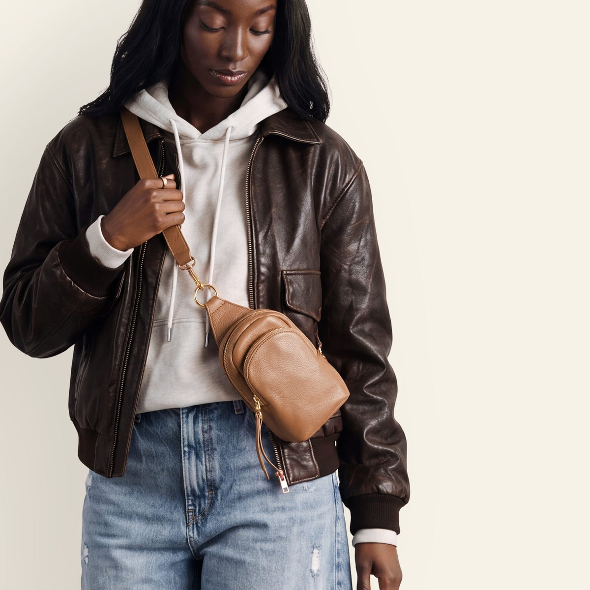 Fern Small Sling In Pebbled Leather - Timber Brown
