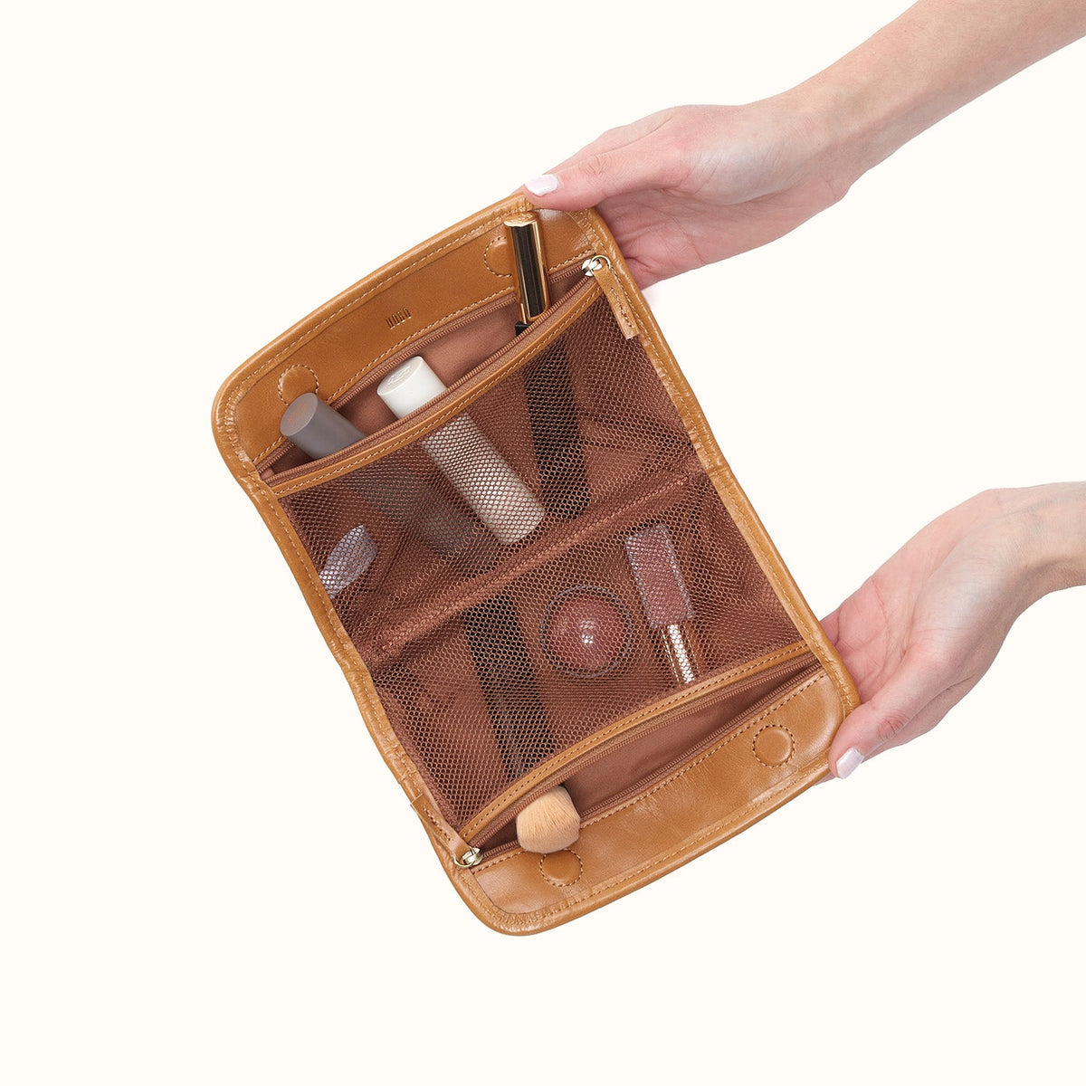 Beauty Cosmetic Pouch In Polished Leather - Natural