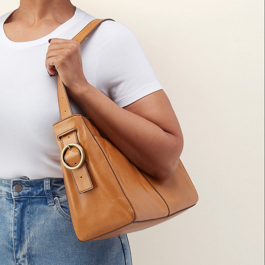Render Shoulder Bag In Polished Leather - Natural