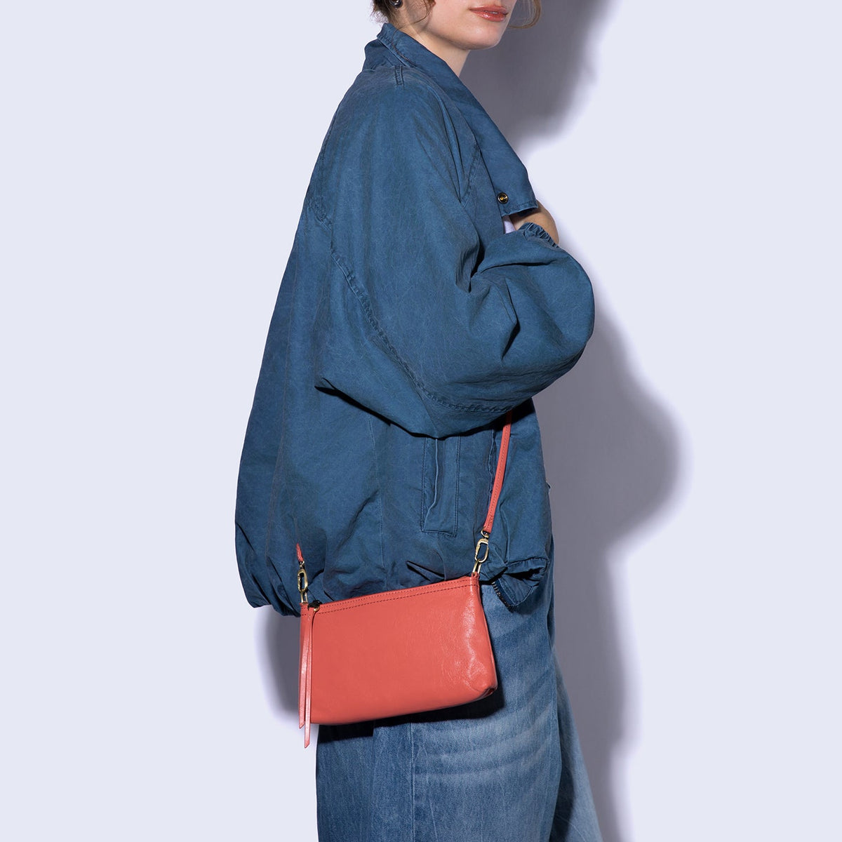 Darcy Crossbody In Polished Leather - Pink Mirage