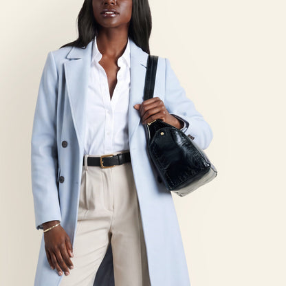 Seneca Shoulder Bag In Polished Leather - Black